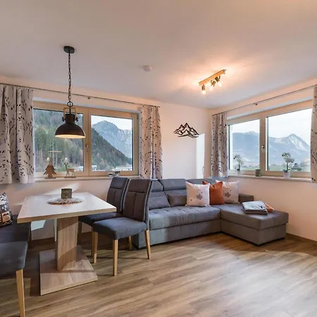 Schoenfeld Schlitters