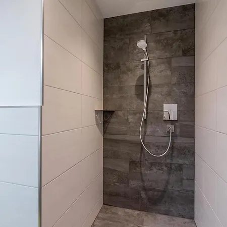 Schoenfeld Apartmán Schlitters