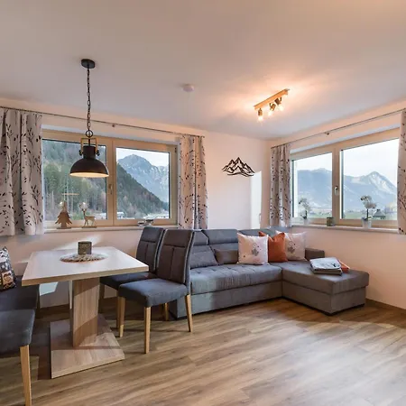 Schoenfeld Apartment *