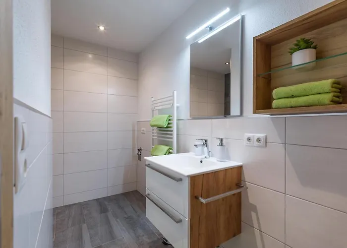 Schoenfeld * Шлиттерс